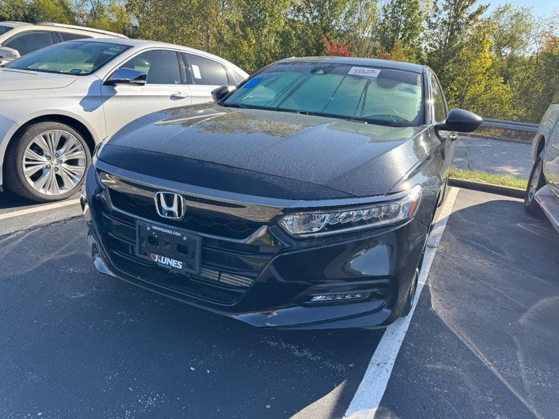 Used 2019 Honda Accord Sport image 2
