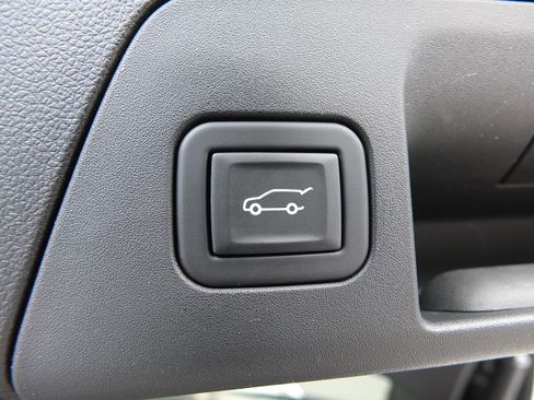 Used 2023 Buick Envision Avenir image 17