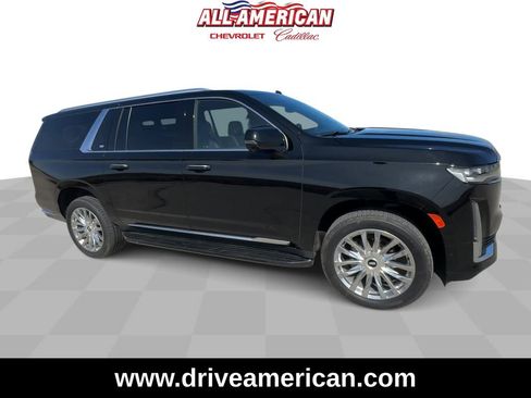 Used 2023 Cadillac Escalade ESV Premium Luxury image 2