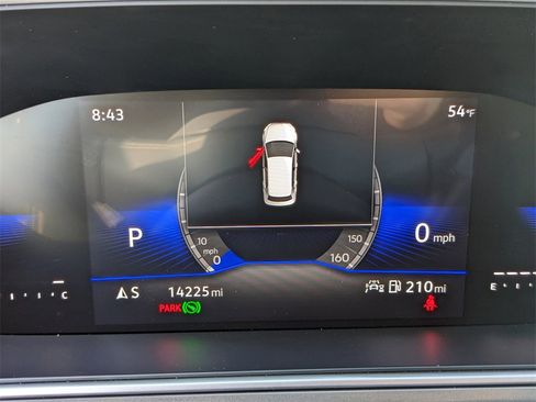 Certified 2025 Volkswagen Taos SE image 32