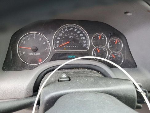 Used 2007 GMC Envoy SLE image 7