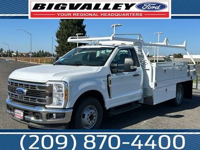 New 2025 Ford F350 XL w/ XL Chrome Package