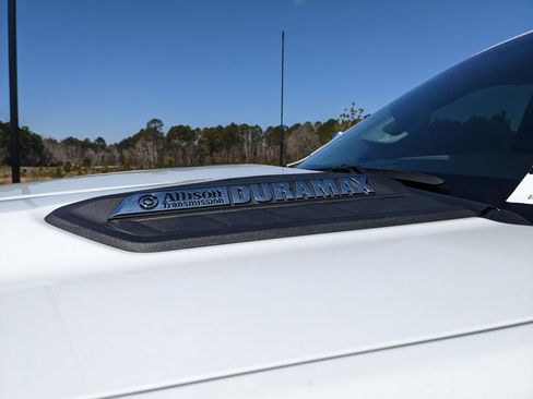 Used 2023 Chevrolet Silverado 2500 LTZ w/ LTZ Plus Package image 26