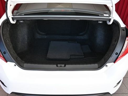 Used 2018 Honda Civic EX-T image 7