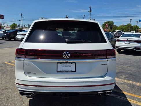 New 2026 Volkswagen Atlas SEL Premium R-Line AWD/4WD image 10