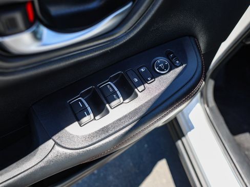 Certified 2024 Honda HR-V Sport image 9