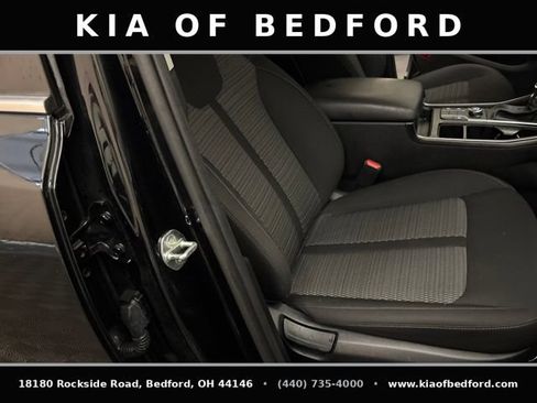Certified 2023 Kia Sorento LX FWD image 24
