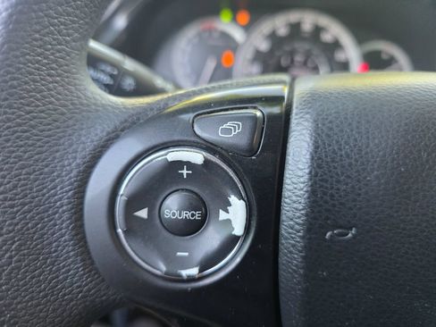 Used 2017 Honda Accord LX image 37
