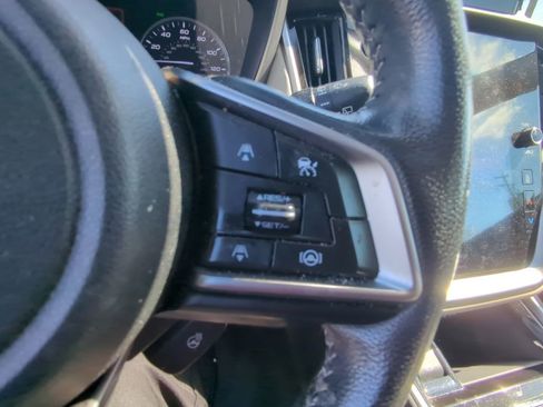 Used 2021 Subaru Outback Limited image 16