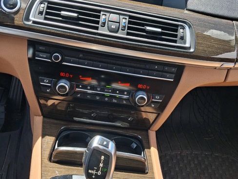 Used 2012 BMW 750Li RWD image 15