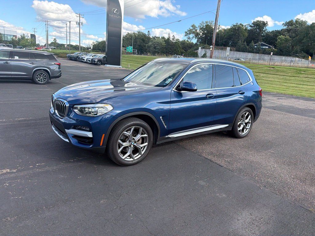 Used 2021 BMW X3 xDrive30i w/ Convenience Package AWD/4WD image 3