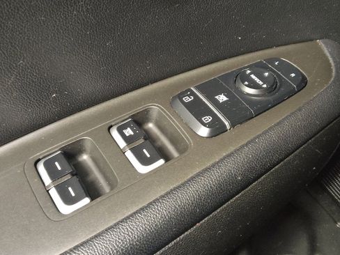Used 2016 Kia Optima LX w/ Option Group 014 FWD image 27