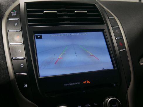 Used 2018 Lincoln MKC Premiere image 21