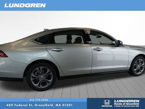 Used 2024 Honda Accord EX image 10
