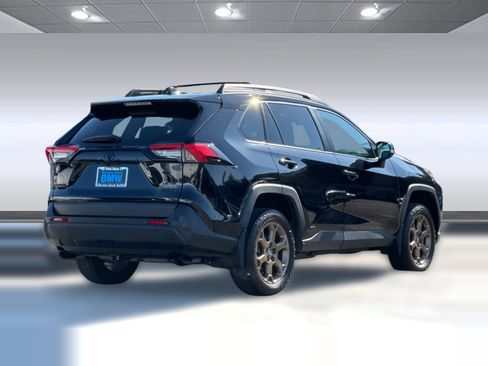 Used 2024 Toyota RAV4 AWD Hybrid image 9