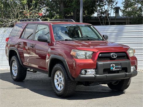 Used 2011 Toyota 4Runner Trail AWD/4WD image 8