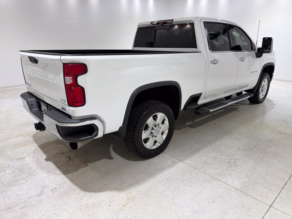 Used 2020 Chevrolet Silverado 2500 LTZ w/ LTZ Premium Package AWD/4WD image 5