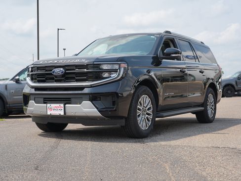 Used 2026 Ford Expedition Max Platinum AWD/4WD image 8