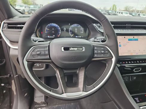 New 2026 Jeep Grand Cherokee L Limited AWD/4WD image 25