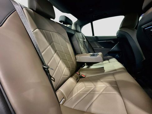 Used 2026 BMW 530i xDrive w/ Premium Package AWD/4WD image 28