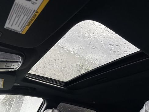 Used 2021 Jeep Grand Cherokee Limited image 18