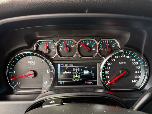 Used 2017 Chevrolet Silverado 1500 LT w/ All Star Edition AWD/4WD image 12