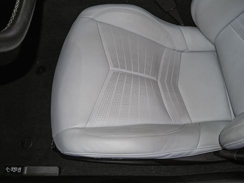 Certified 2021 Chevrolet Corvette Stingray Preferred Cpe w/ Z51 Performance Package image 25