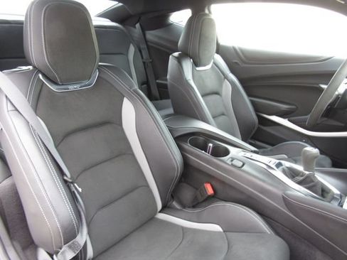 Used 2024 Chevrolet Camaro SS RWD image 15
