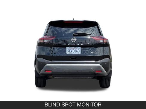 Used 2023 Nissan Rogue SV FWD image 7
