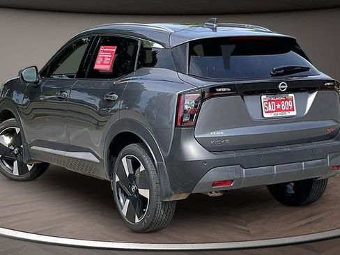 Certified 2025 Nissan Kicks SR w/ Interior Electronics Package FWD image 11