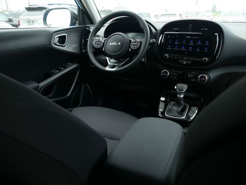 New 2025 Kia Soul S image 24