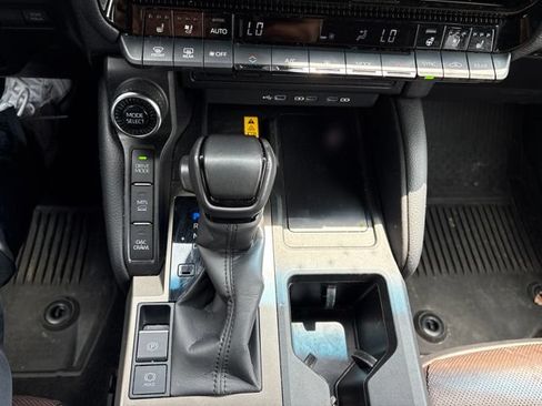 Used 2025 Toyota Land Cruiser w/ Premium Package AWD/4WD image 19