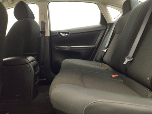 Used 2019 Nissan Sentra S FWD image 18
