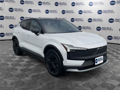 New 2026 Volvo EX30 Cross Country Ultra image 7