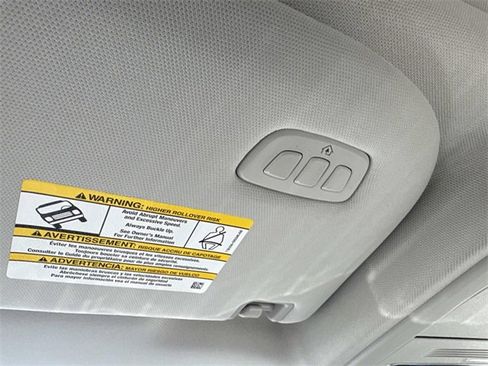 New 2025 Lincoln Navigator L Reserve image 30