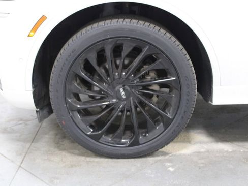 Used 2023 Lincoln Aviator Reserve w/ Jet Appearance Package AWD/4WD image 18