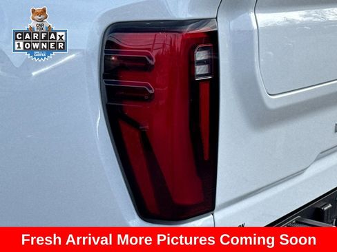 Used 2025 GMC Sierra 2500 Denali w/ Denali Reserve Package image 6