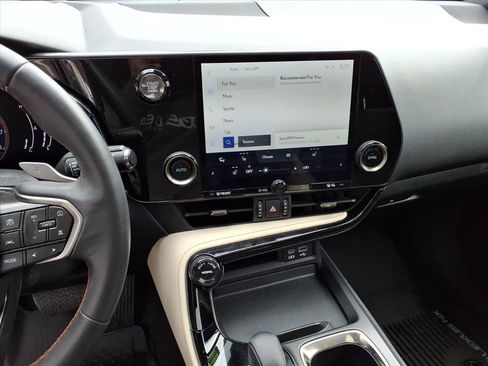 Used 2022 Lexus NX 350 AWD w/ Cold Area Package image 9