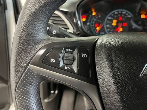 Used 2022 Chevrolet Spark LT FWD image 25