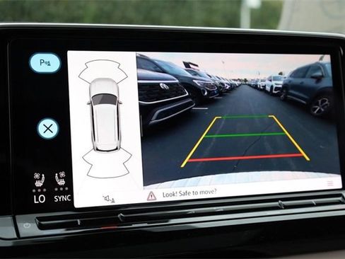 New 2026 Volkswagen Atlas SE image 16