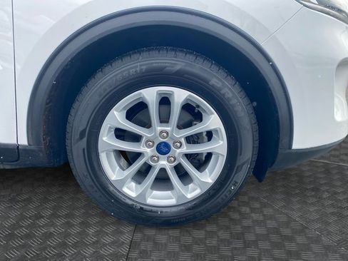 Used 2022 Ford Escape SE image 34