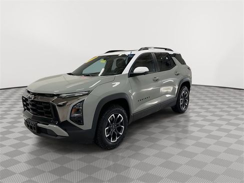 Certified 2026 Chevrolet Equinox ACTIV w/ Convenience Package III image 5