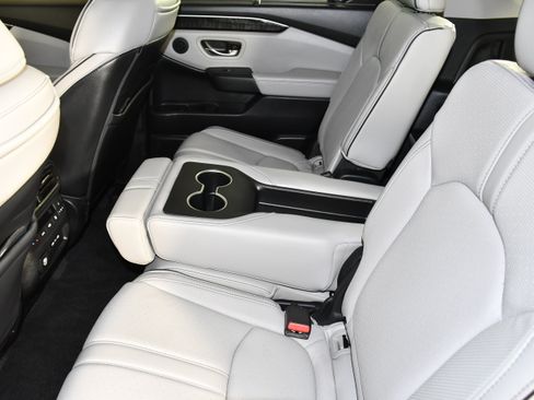 Certified 2025 Honda Pilot Elite image 49