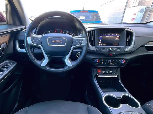 Used 2020 GMC Terrain SLE w/ Driver Convenience Package image 5