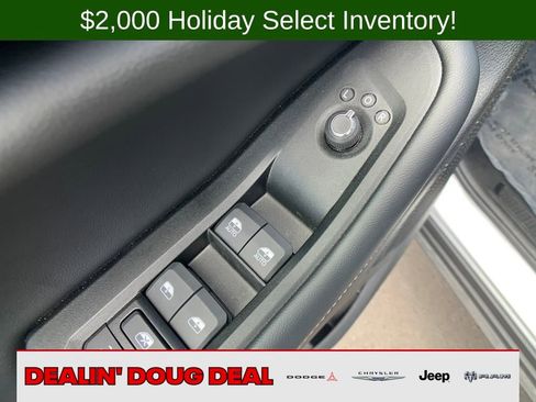 New 2025 Jeep Grand Cherokee L Laredo w/ Luxury Tech Group I image 15