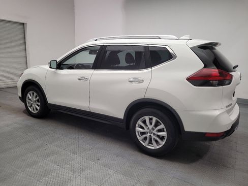 Used 2020 Nissan Rogue SV FWD image 3