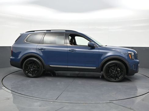 Used 2023 Kia Telluride EX X-Line image 6