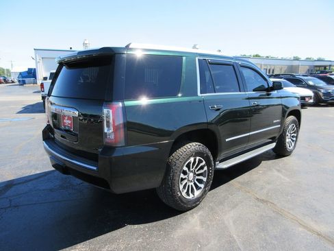 Used 2016 GMC Yukon Denali AWD/4WD image 4