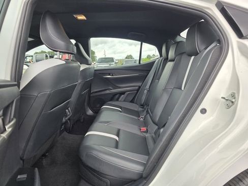 Used 2025 Toyota Camry SE FWD image 16