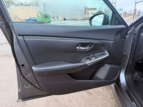 Used 2022 Nissan Sentra SR image 20